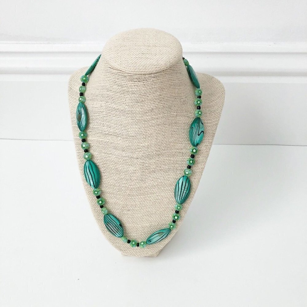 NWT Lampwork Glass, Glass & Shell Beads Beaded Necklace Green Black